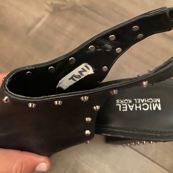 Studded mules from riverdale’s Toni topaz/ Vanessa - Picture 2 of 4